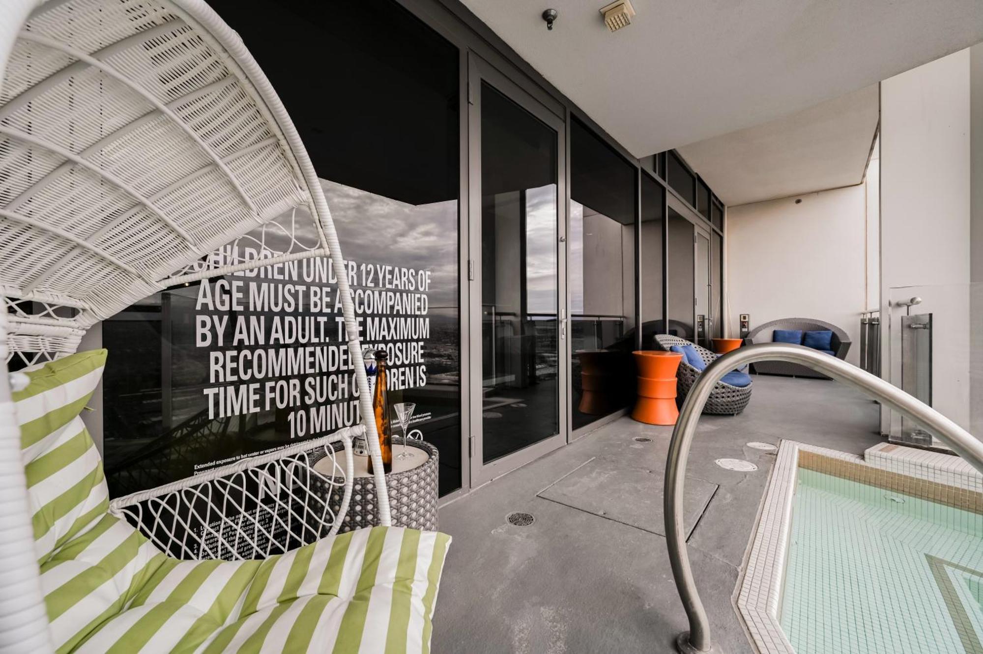 Romance Phenthouse At Palms Place ลาสเวกัส ภายนอก รูปภาพ